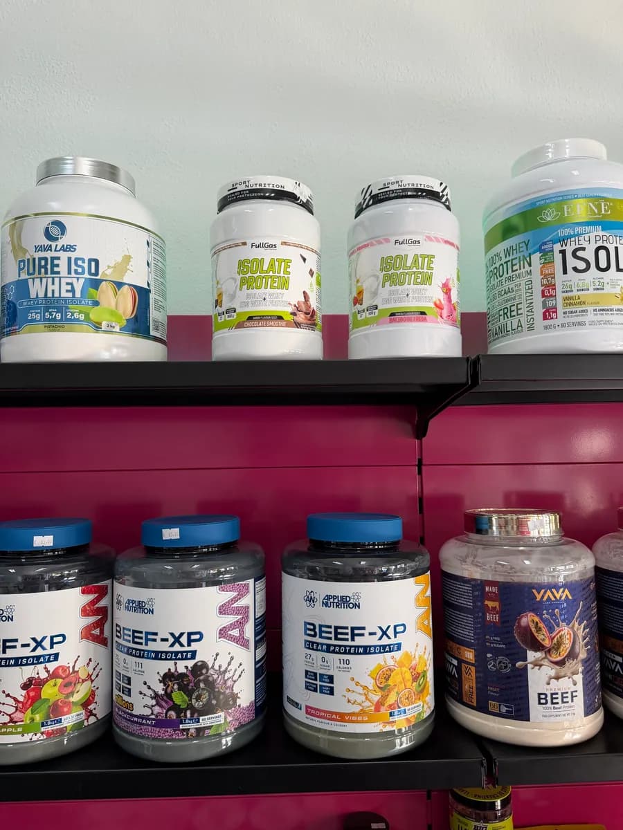 Proteínas aisladas y de carne en la tienda